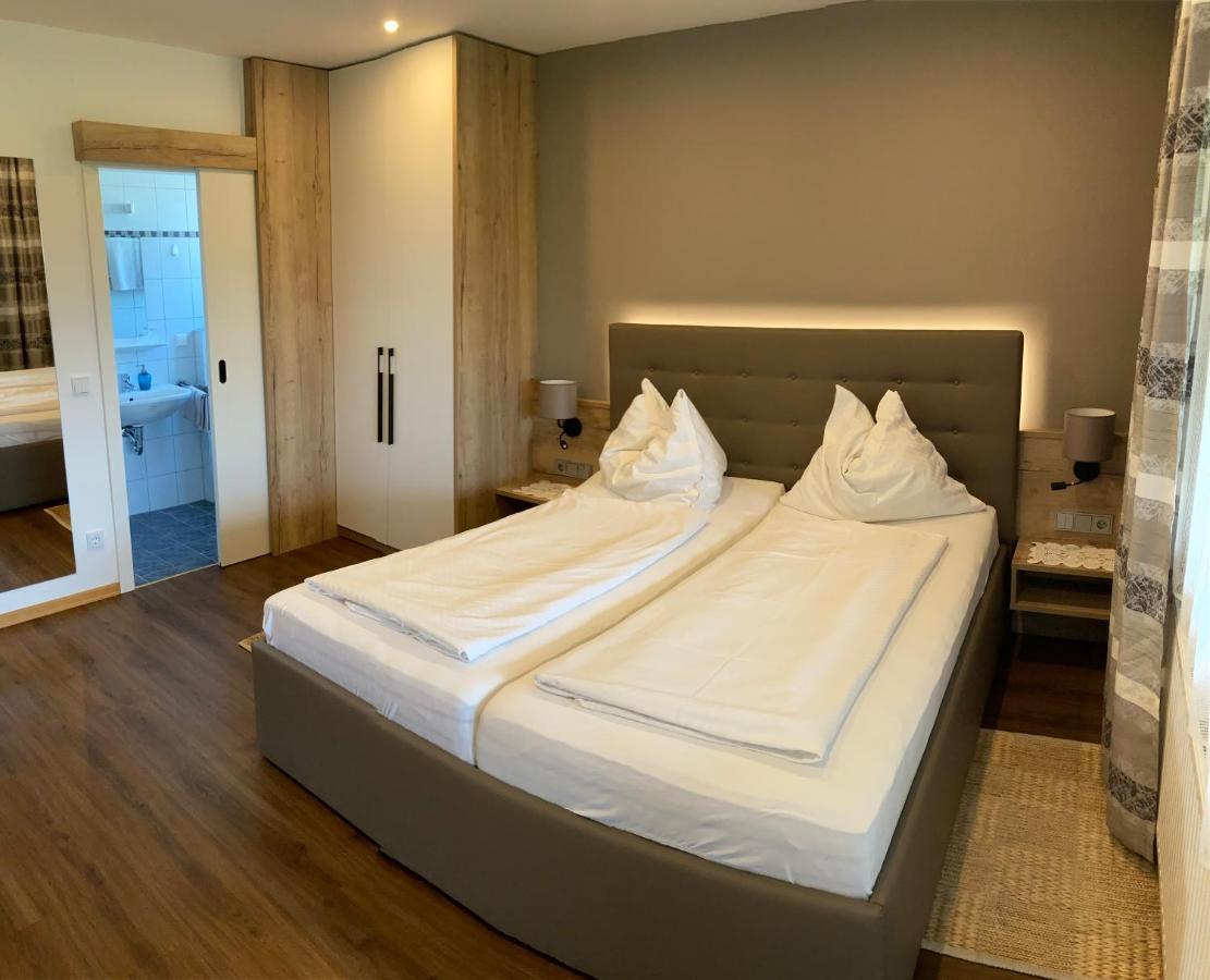 Pension Hartmann St. Kanzian am Klopeiner See Exterior foto