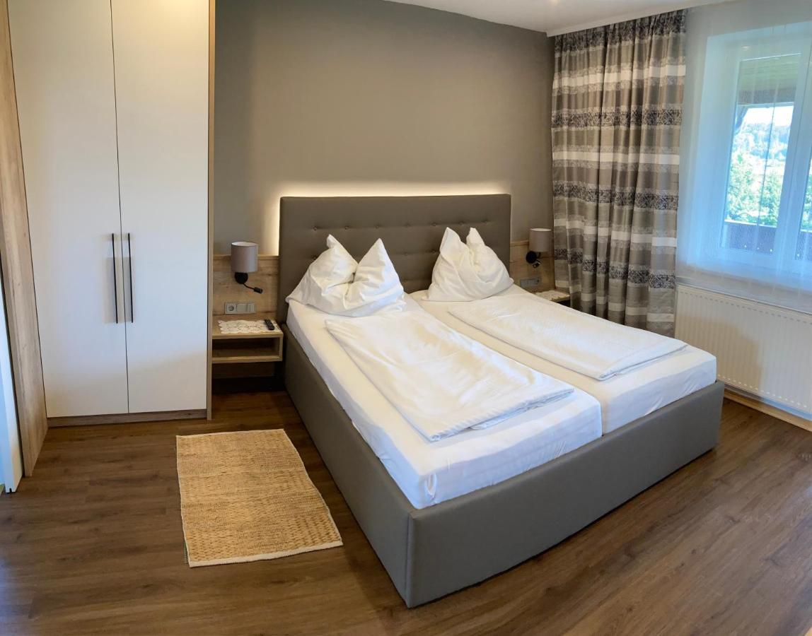 Pension Hartmann St. Kanzian am Klopeiner See Exterior foto